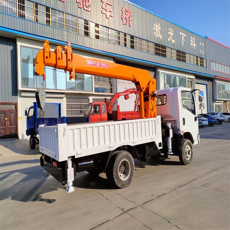 延平乡三轮随车吊定制 农用改装机自备吊中瑞长期出售